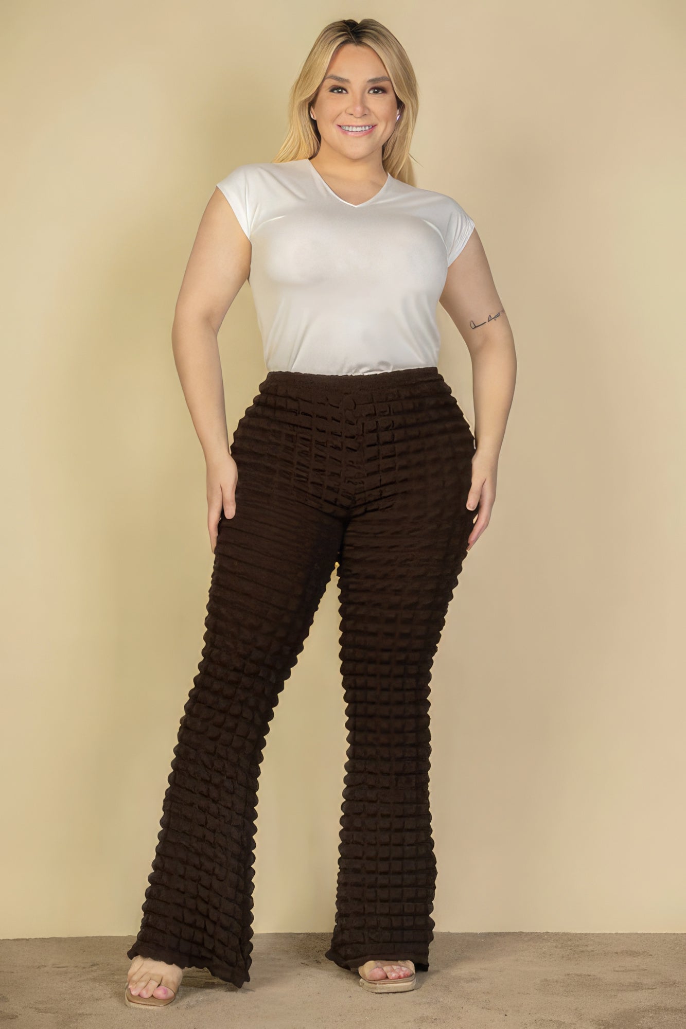 Plus Size Bubble Fabric Flare Pants