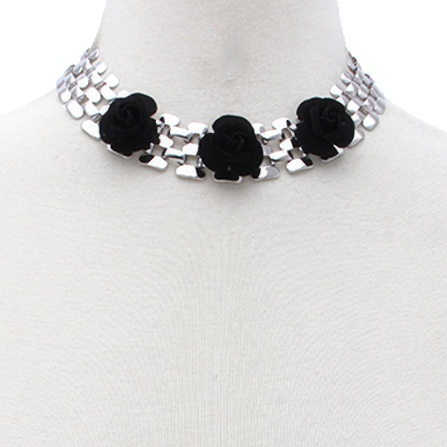 Sodajo Flower Metal Necklace